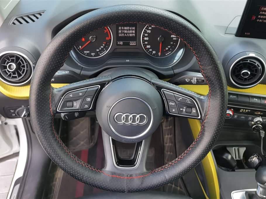 Audi Q2L