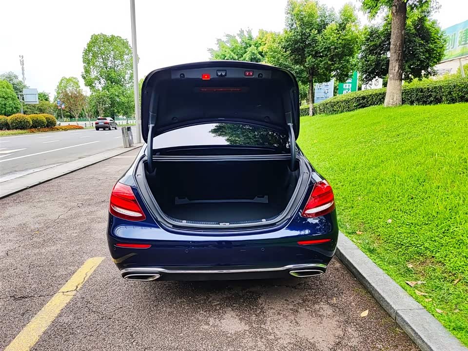 Mercedes-Benz E-class Mercedes-Benz E-class