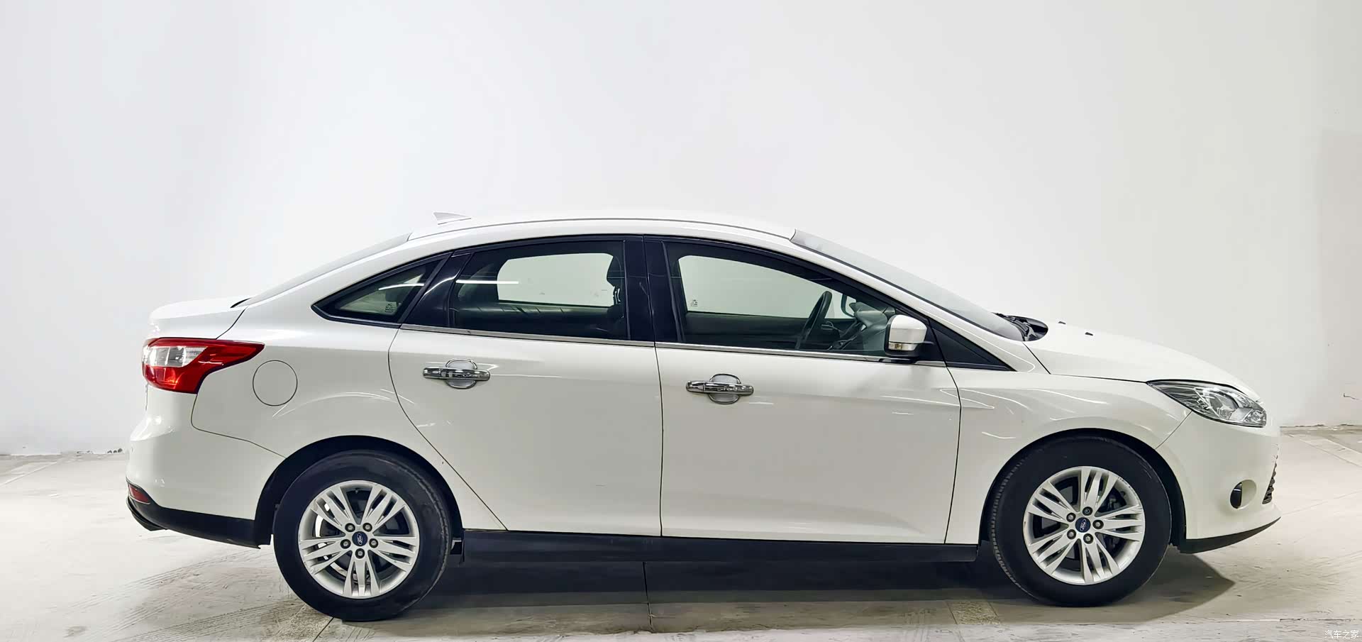 Ford Focus, 2013 8