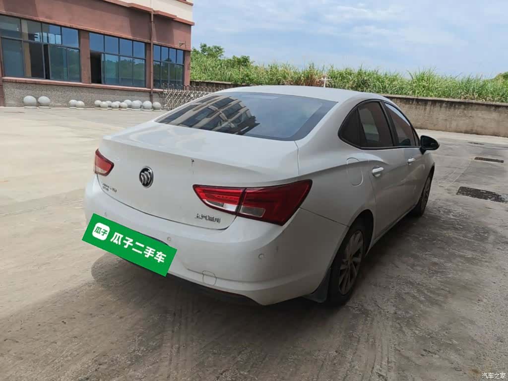 Buick Verano, 2019 7