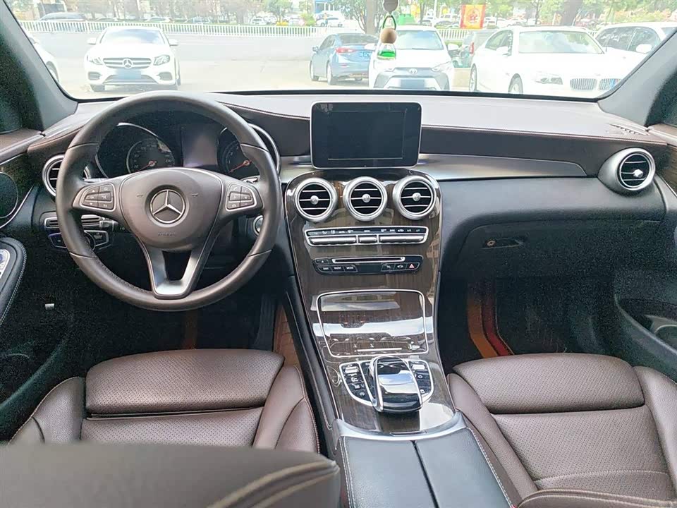 Mercedes-Benz GLC Mercedes-Benz GLC