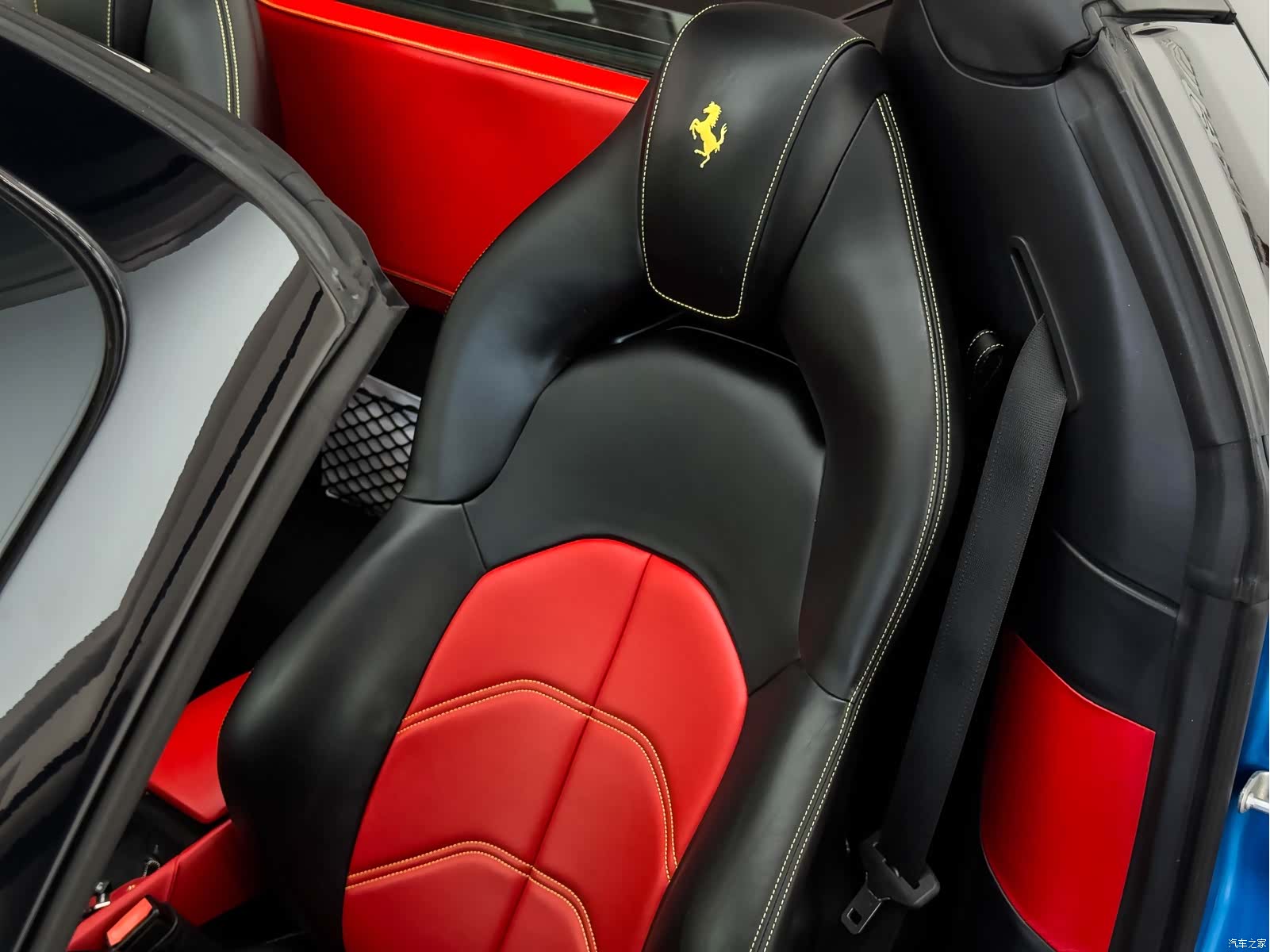 Ferrari 488, 2019 8