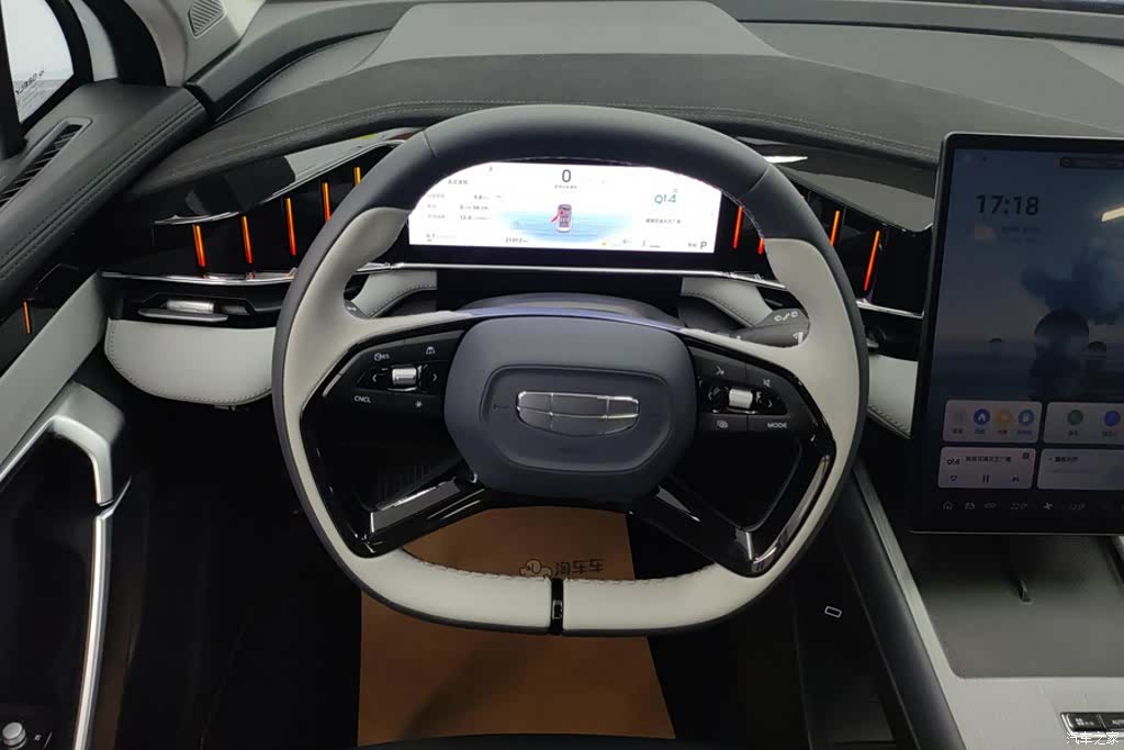 Geely Boyue, 2025 15