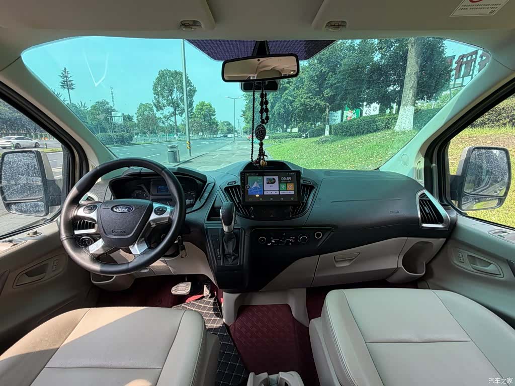 Ford Tourneo, 2018 12