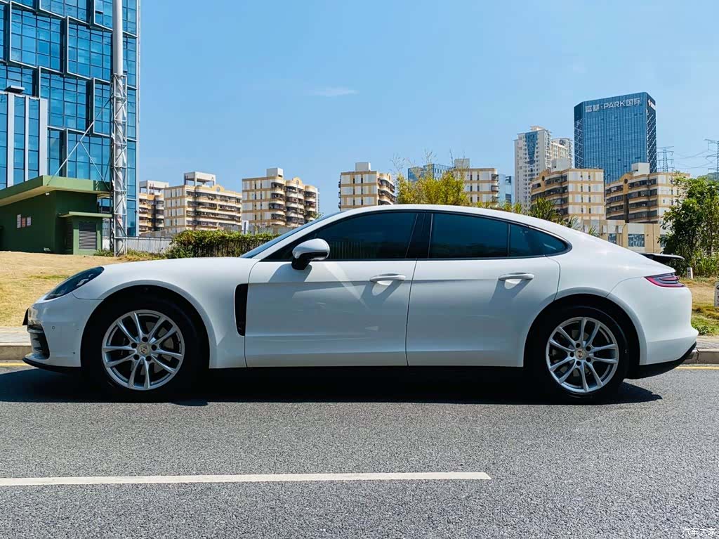 Porsche Panamera, 2019 7