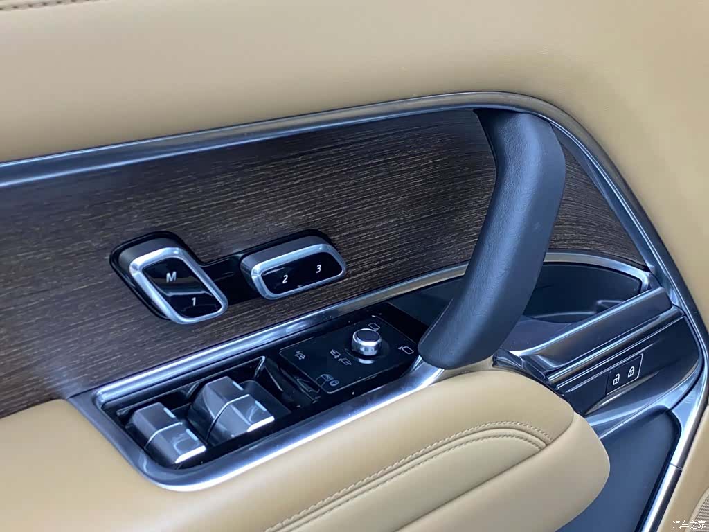Land Rover Range Rover, 2023 23