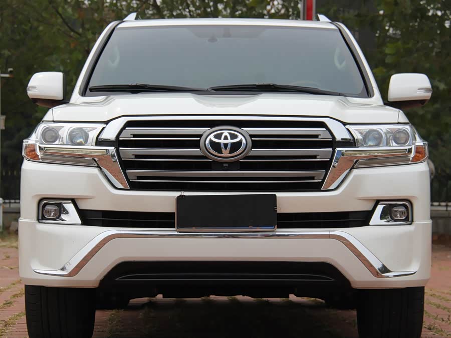 Toyota Land Cruiser 2018, фото 1