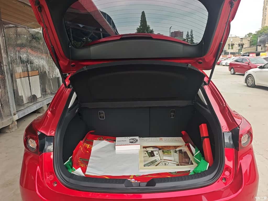 Mazda Mazda3, 2018 19