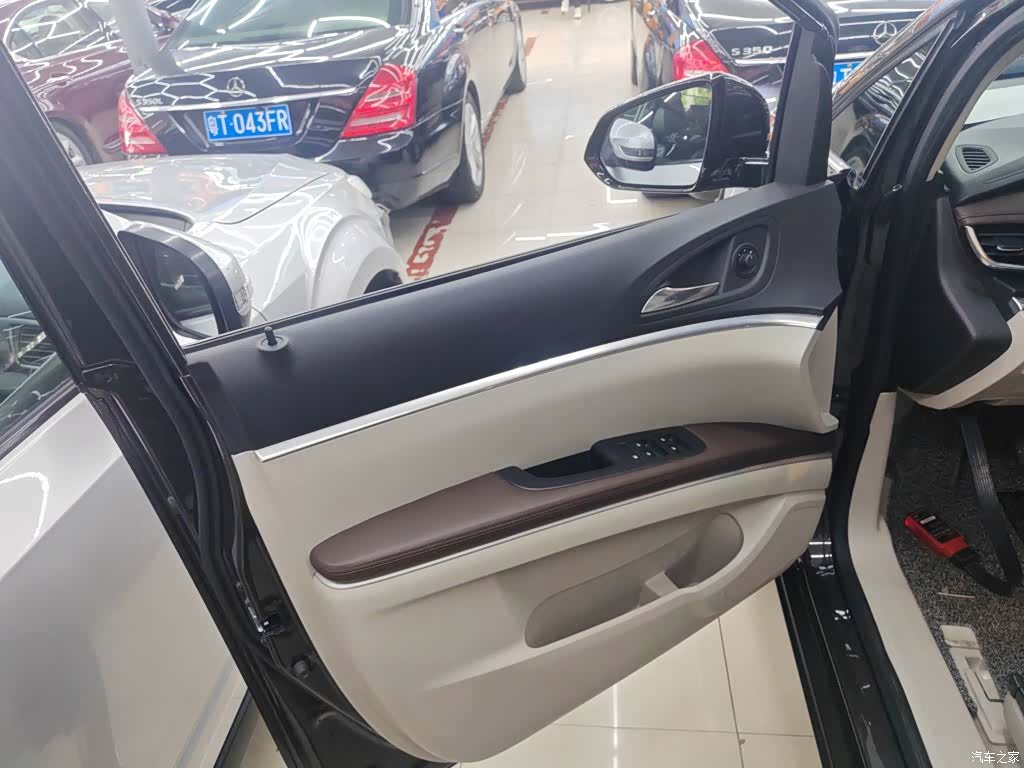 Buick GL8, 2021 17