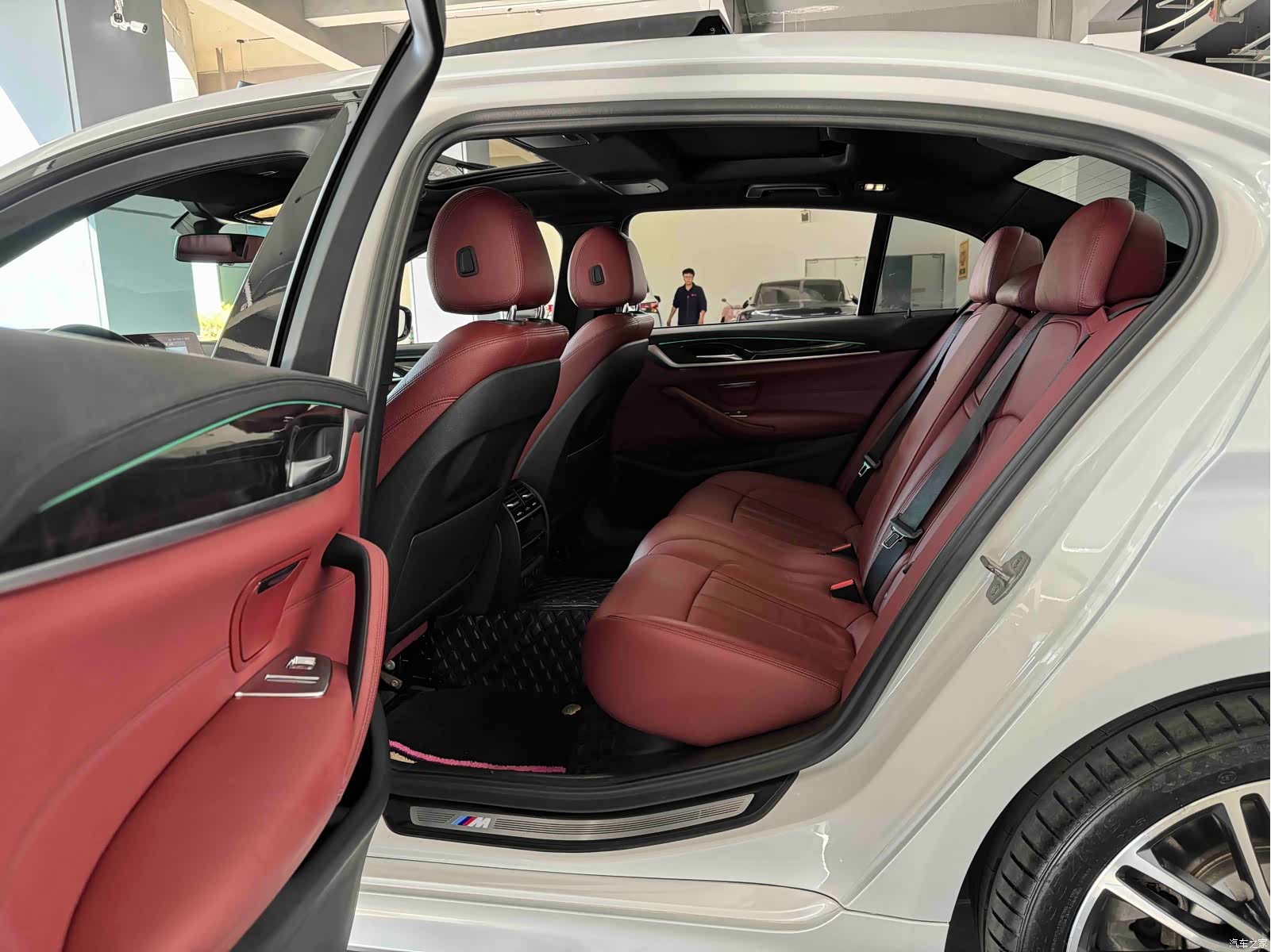 BMW 5 Series, 2018 18