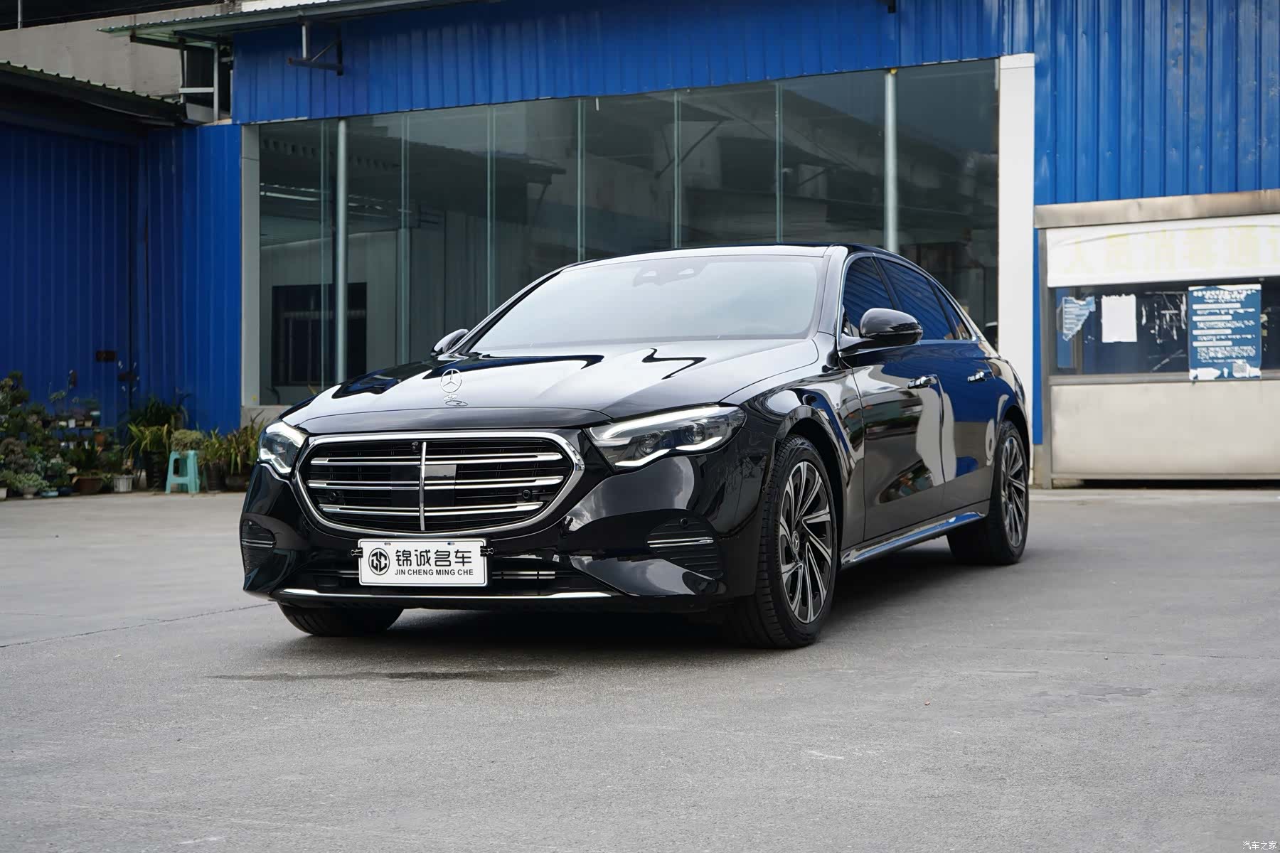 Mercedes-Benz E-Class, 2024 1