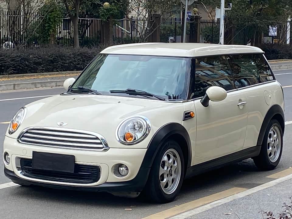 MINI CLUBMAN