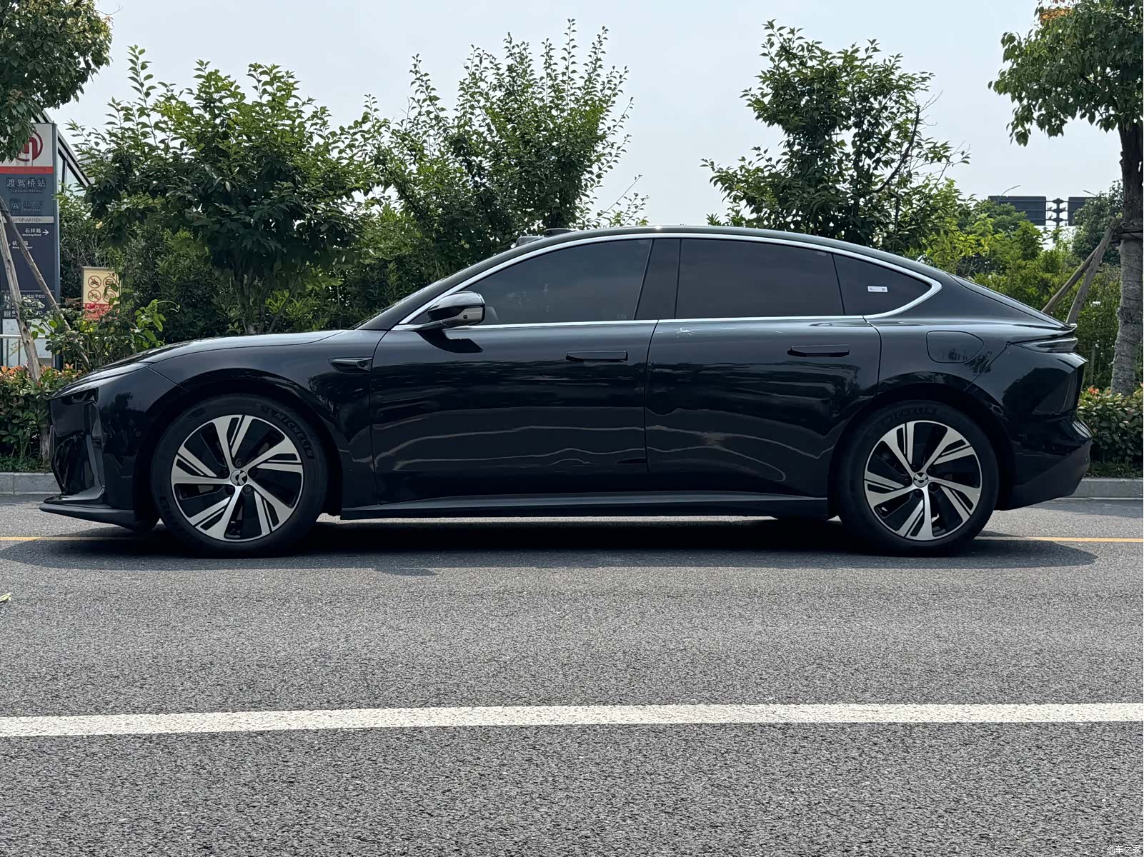NIO ET5, 2023 все фото