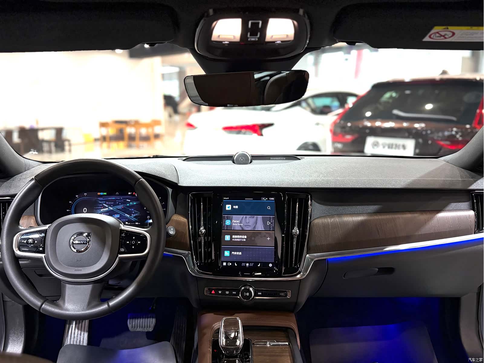 Volvo V90, 2022 29
