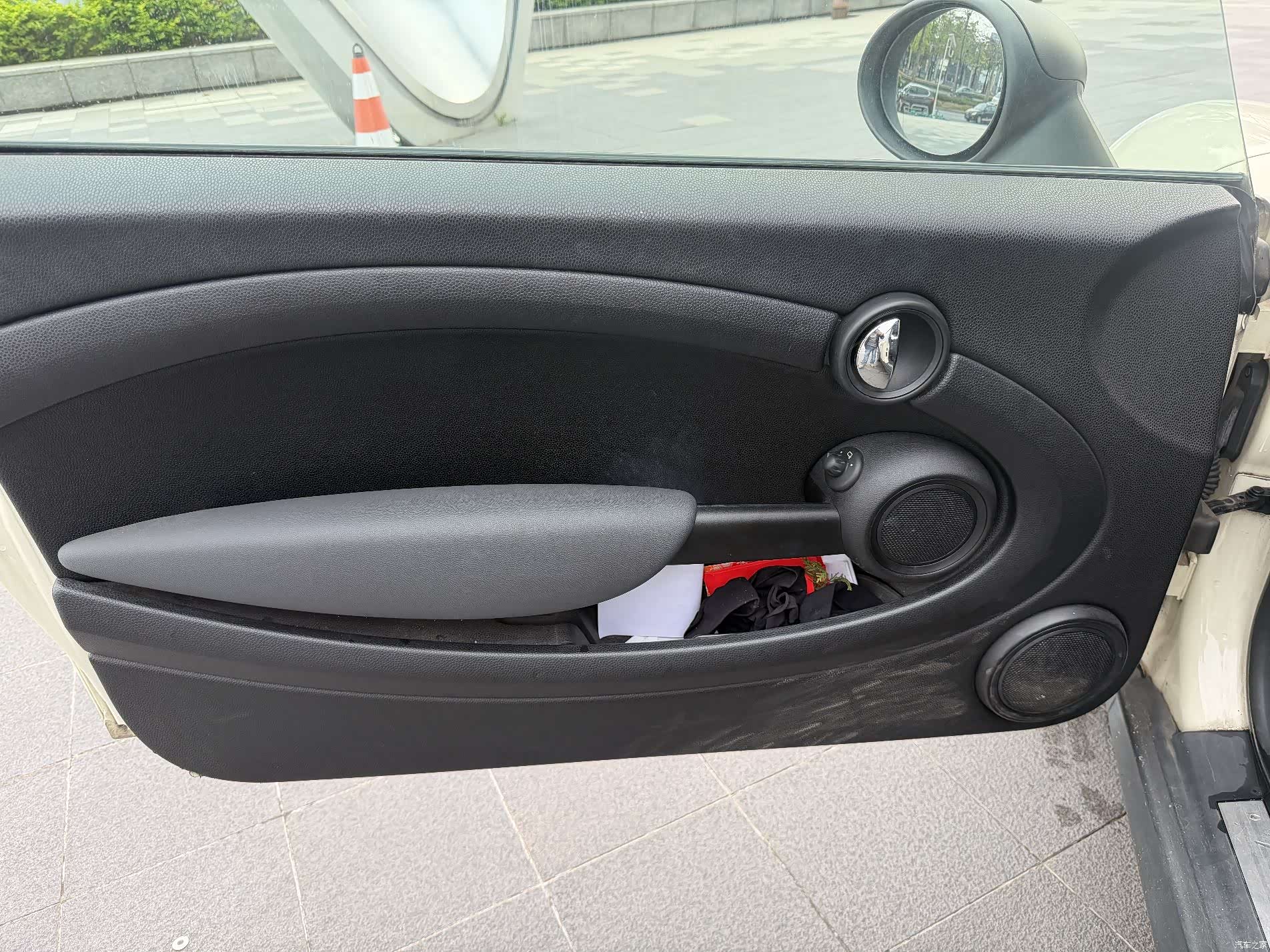 Mini ONE, 2011 12
