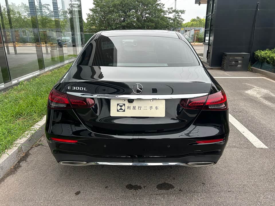 Mercedes-Benz E-class Mercedes-Benz E-class