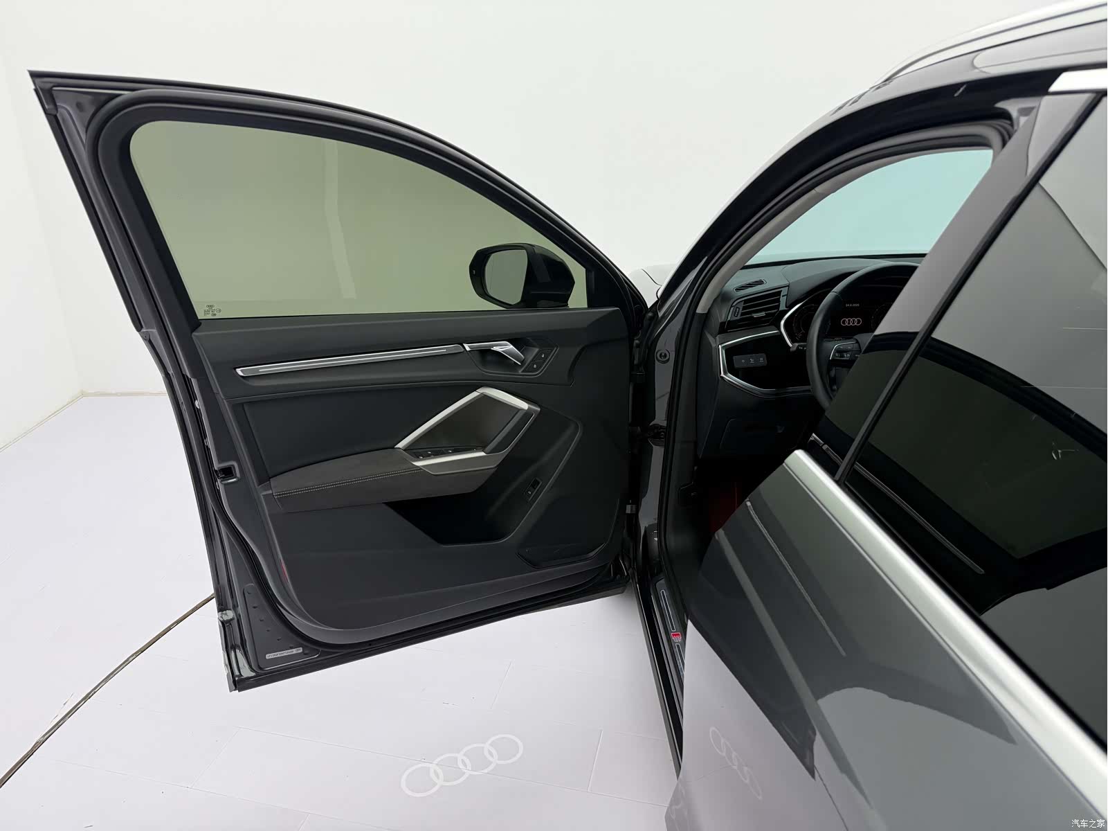 Audi Q3, 2022 21