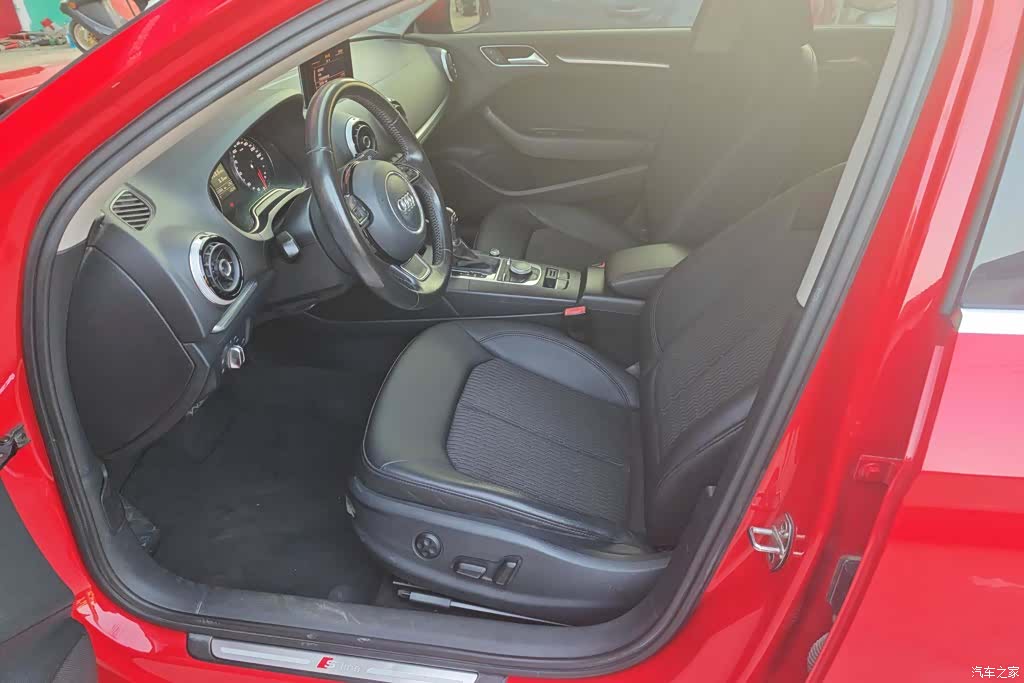 Audi A3, 2014 9
