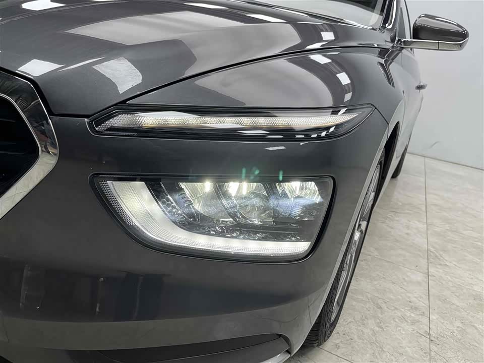 Hyundai Name picture