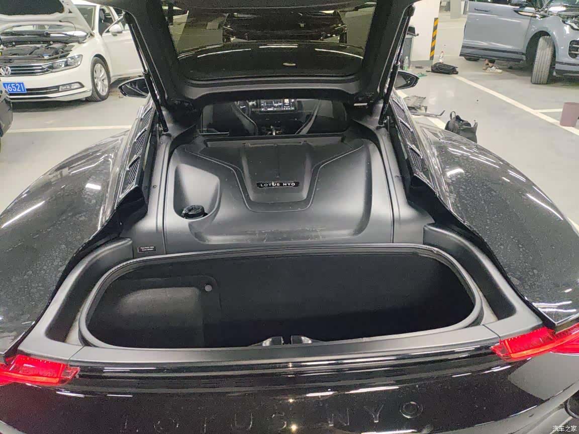 Lotus EMIRA, 2023 3