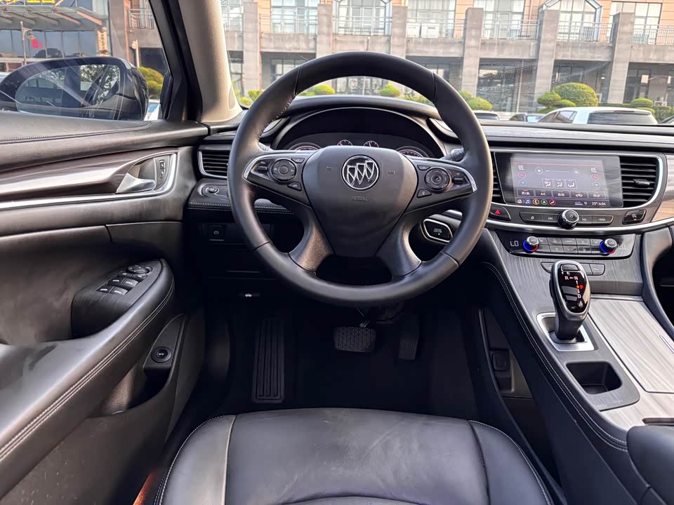 Buick Lacrosse