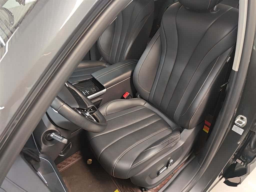 Roewe RX5, 2022 15