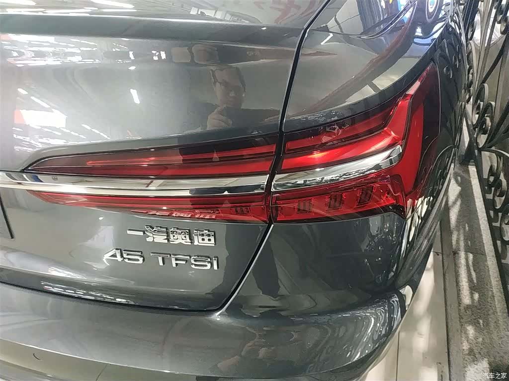 Audi A6L, 2020 24