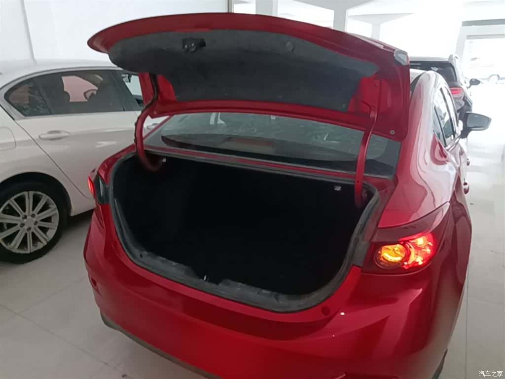 Mazda Mazda3, 2016 19