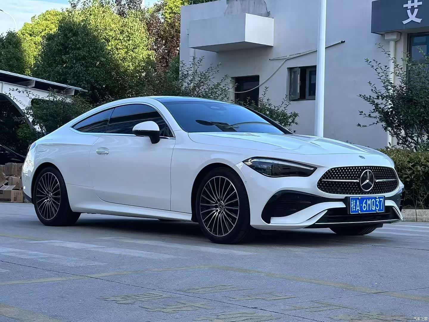Mercedes-Benz CLE, 2024 2