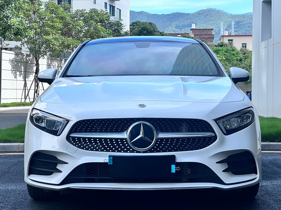 Mercedes-Benz Class A Mercedes-Benz Class A