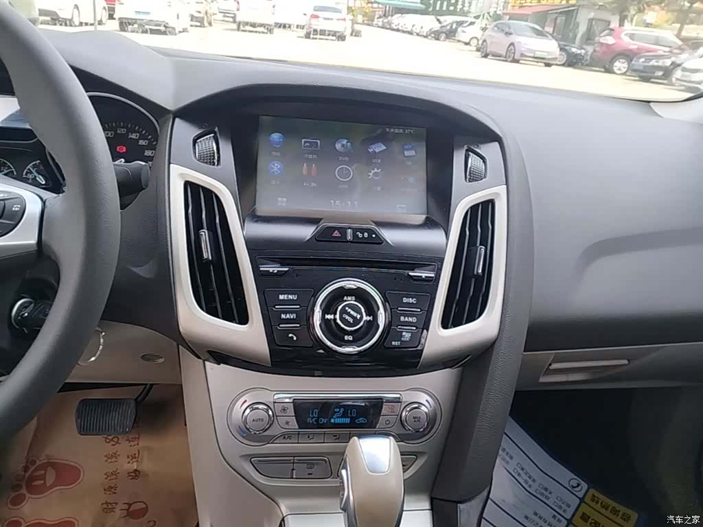 Ford Focus, 2015 13