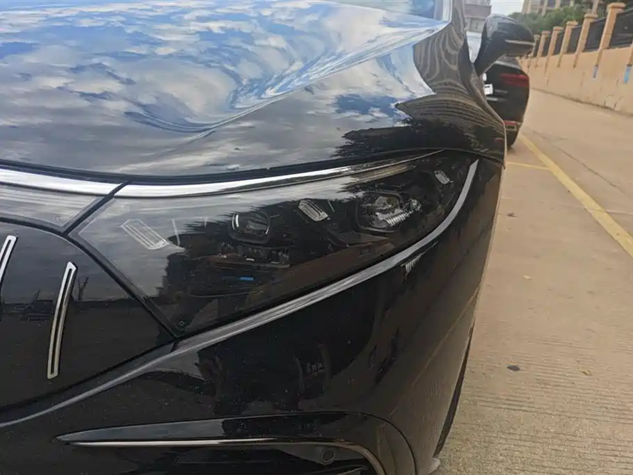 Mercedes-Benz EQS AMG