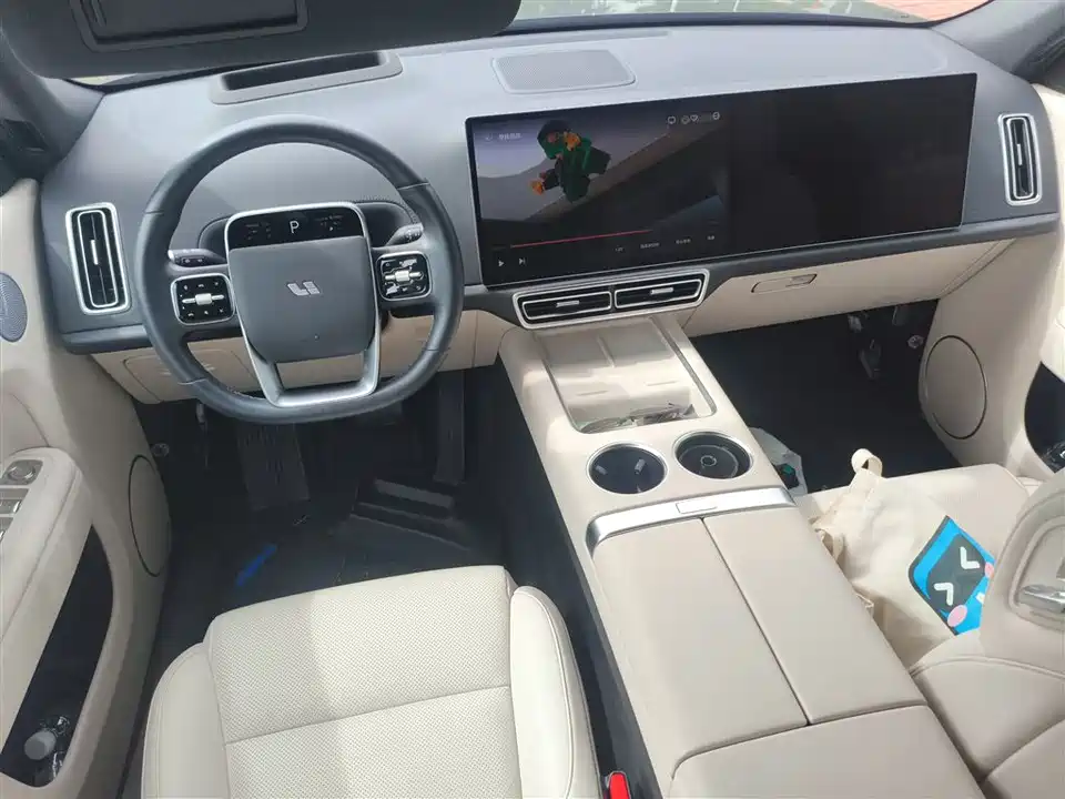 Li Auto Ideal L7