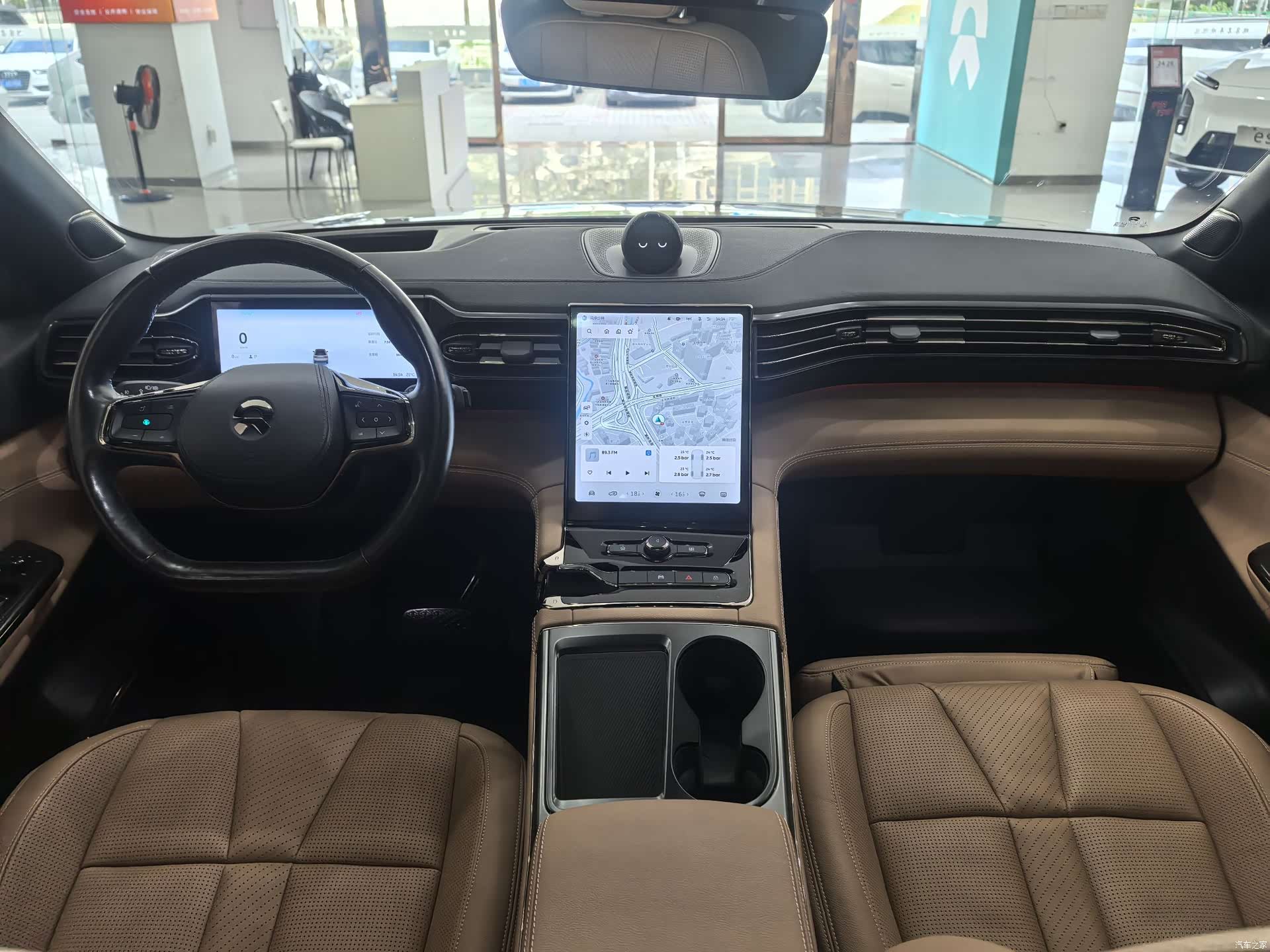 NIO ES8, 2022 11