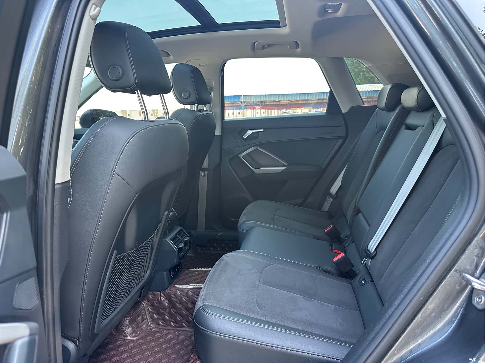 Audi Q3, 2022 14