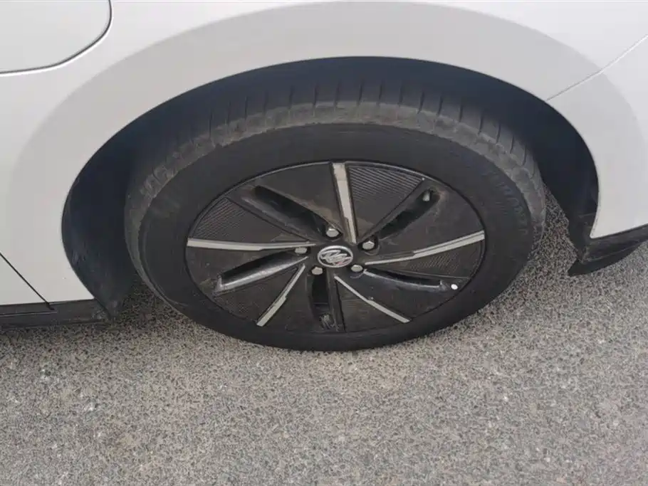 Buick Slightly blue 6