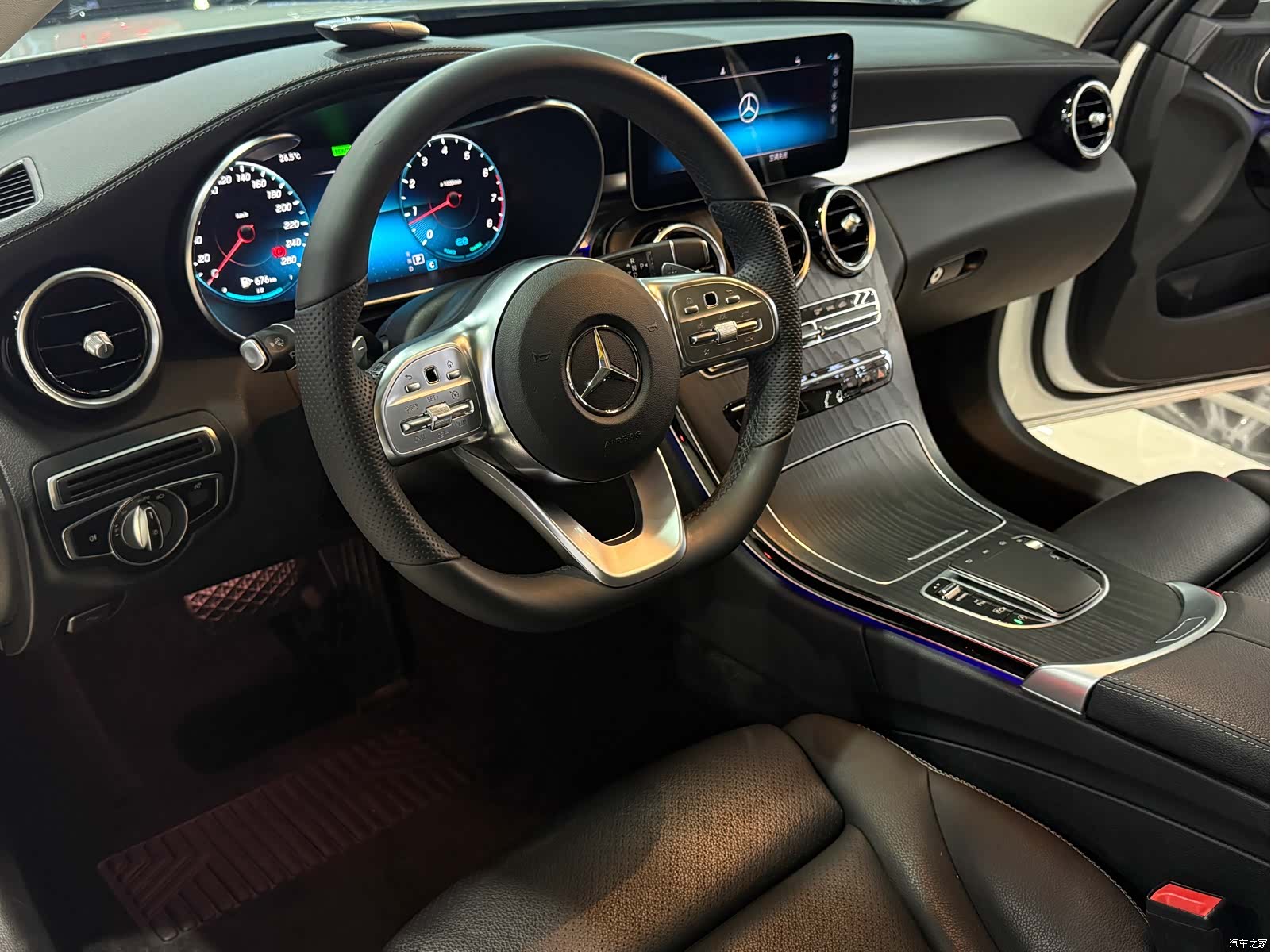 Mercedes-Benz C-Class, 2020 7