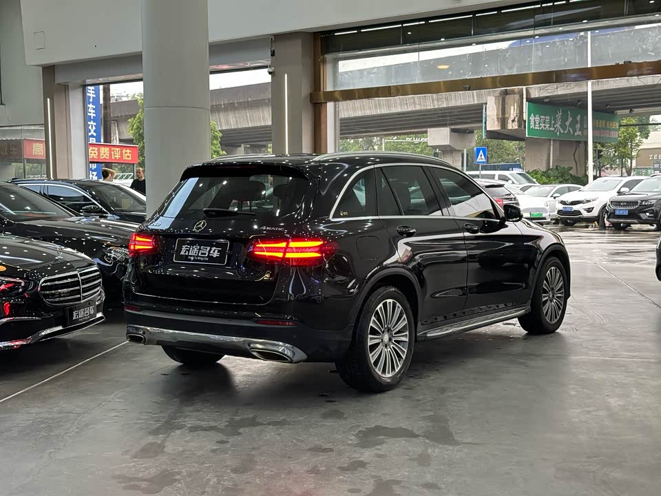 Mercedes-Benz GLC Mercedes-Benz GLC
