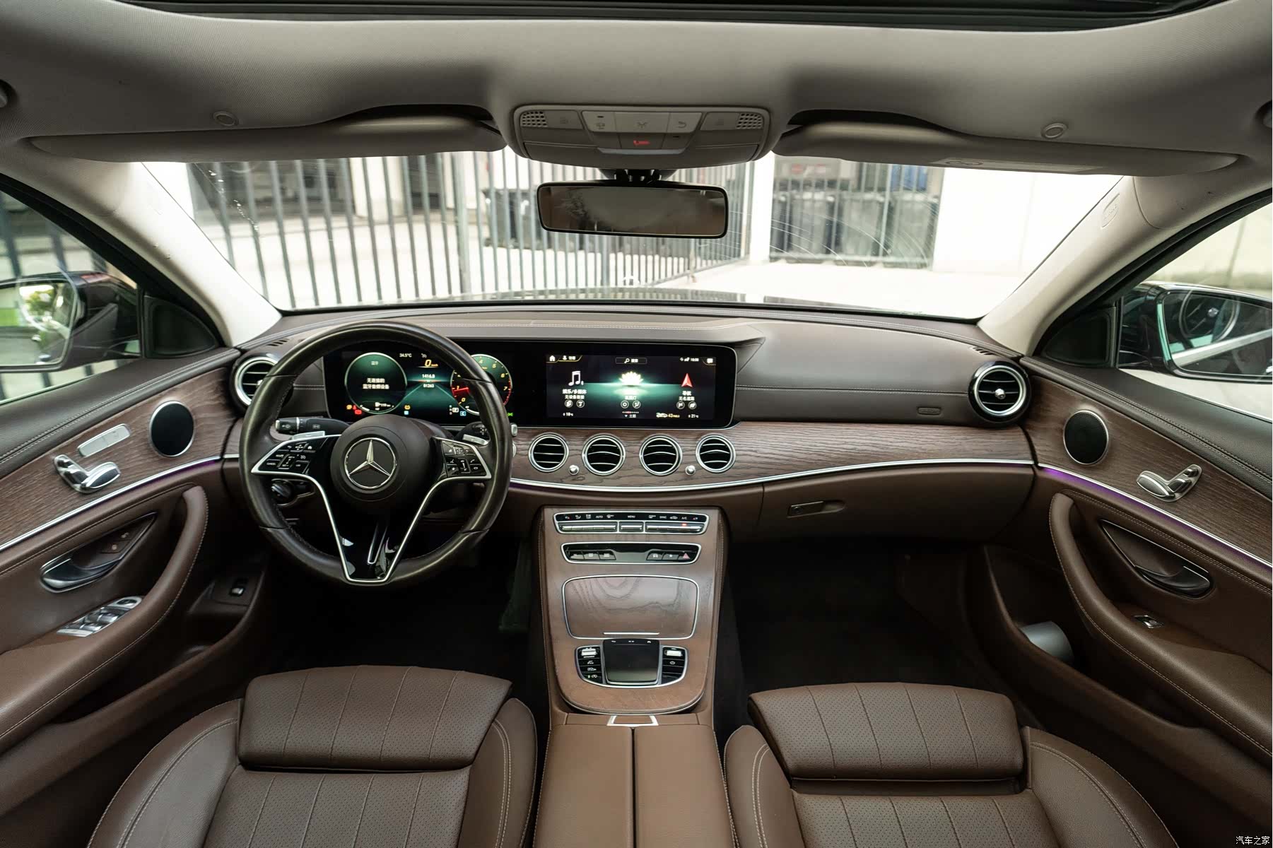 Mercedes-Benz E-Class, 2022 6