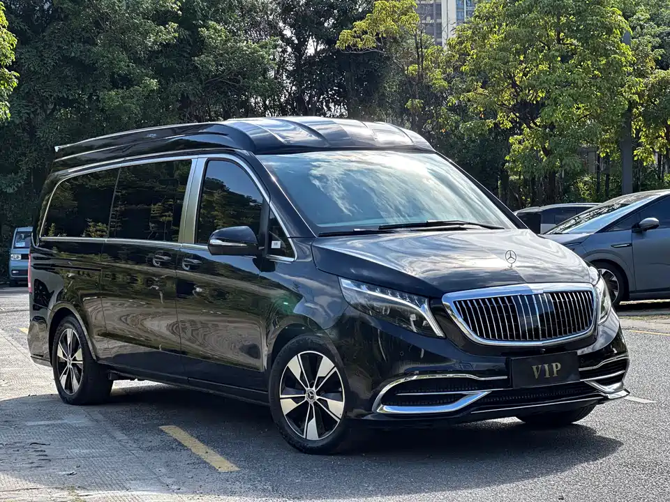 Mercedes-Benz V-class