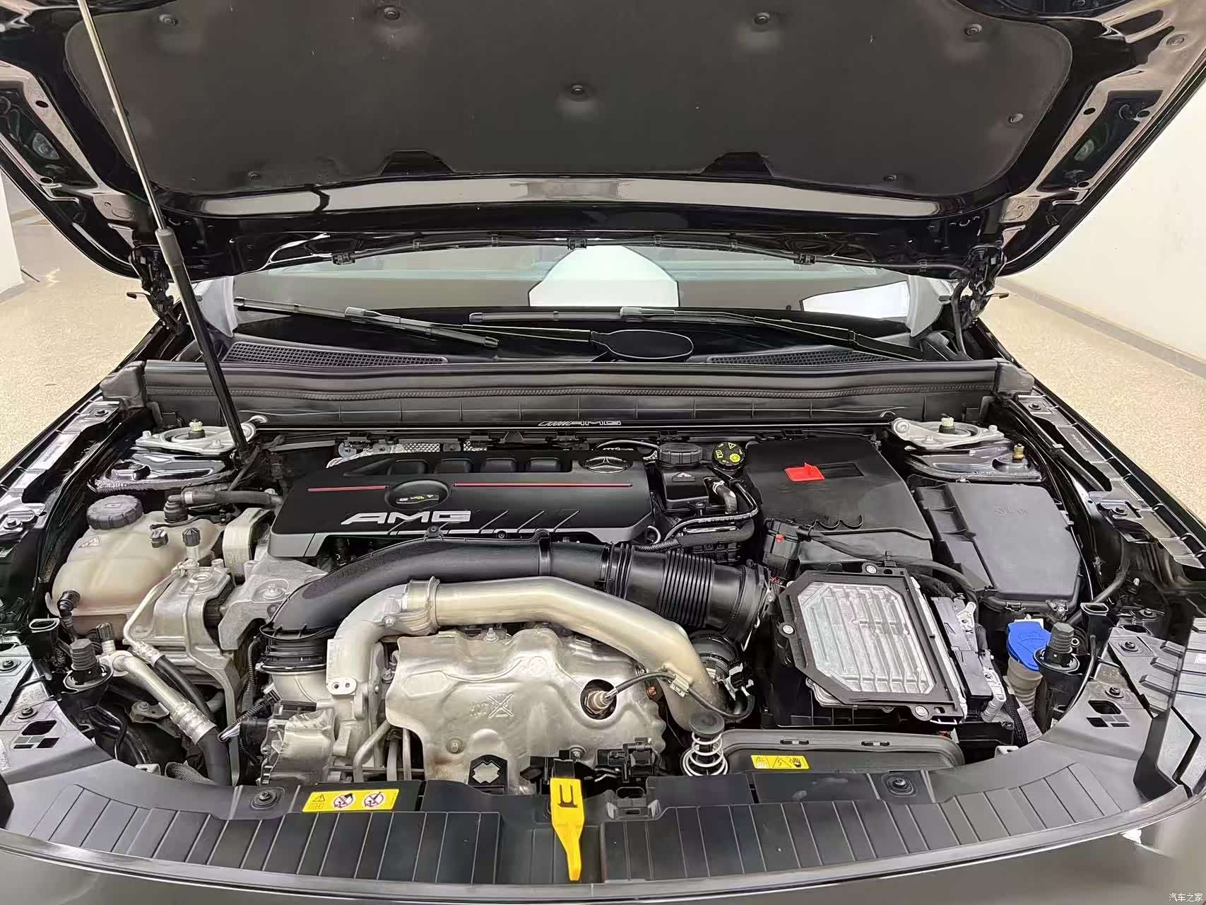 Mercedes-Benz GLB, 2024 29