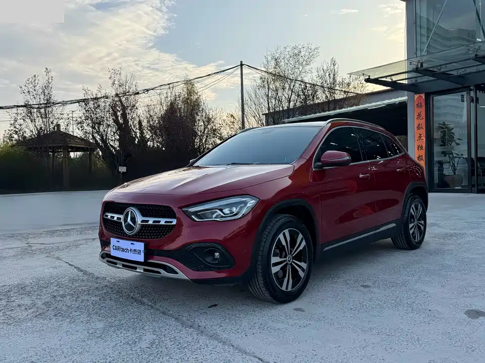 Mercedes-Benz GLA