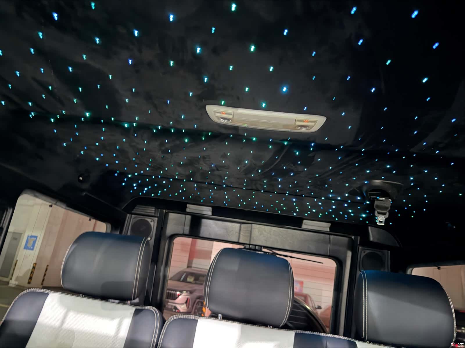 Mercedes-Benz G-Class, 2015 7