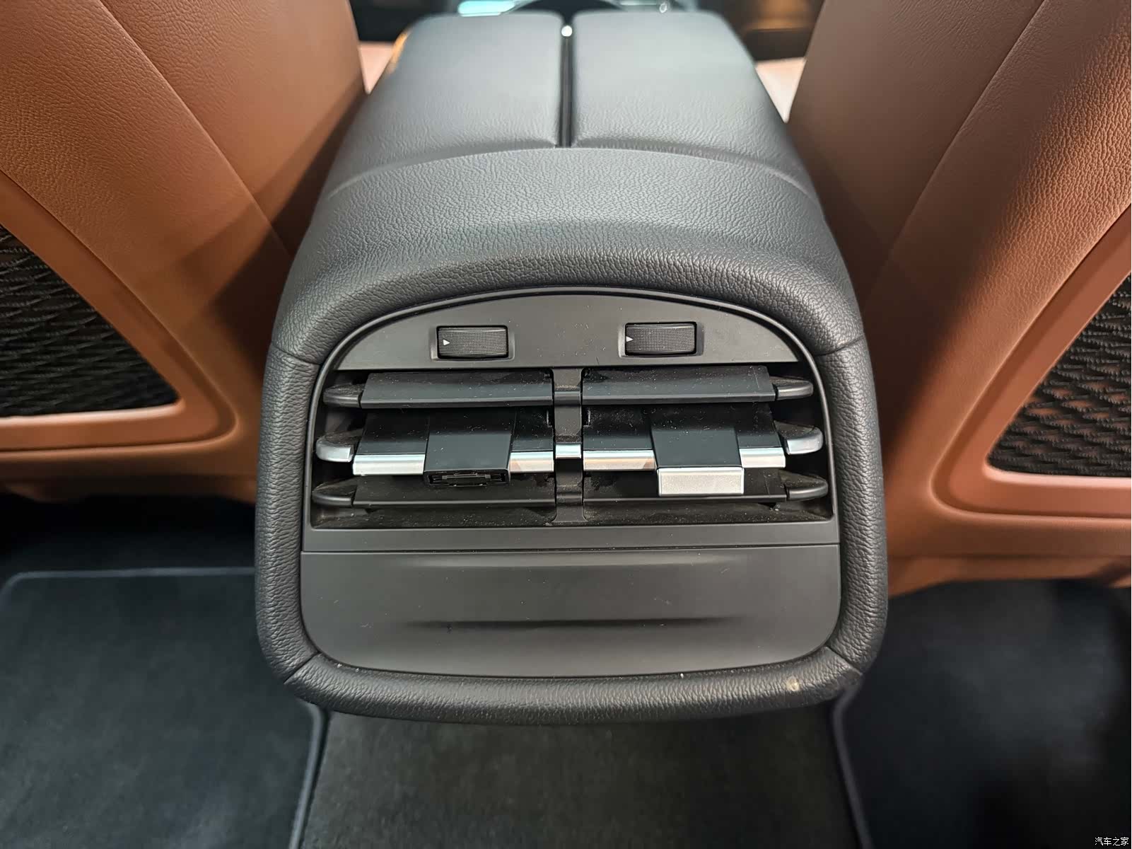 Maserati Ghibli, 2014 24