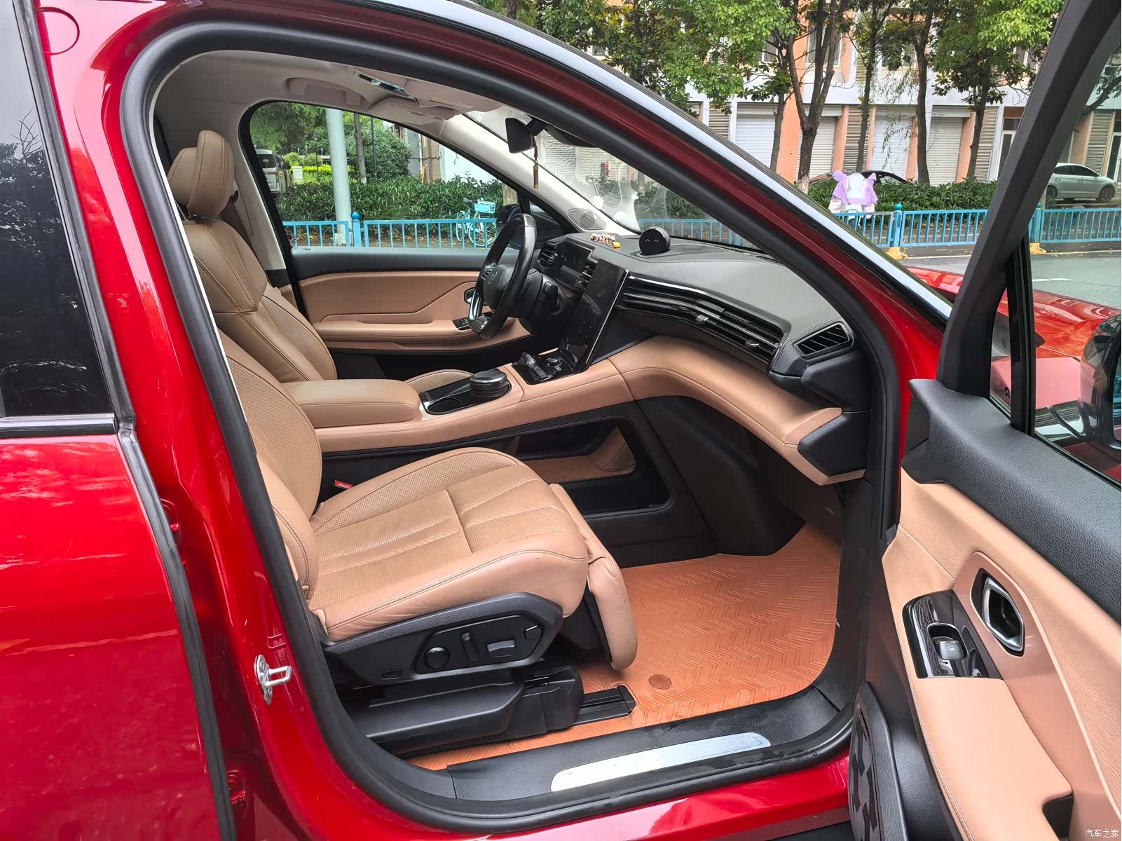 NIO ES8, 2019 15