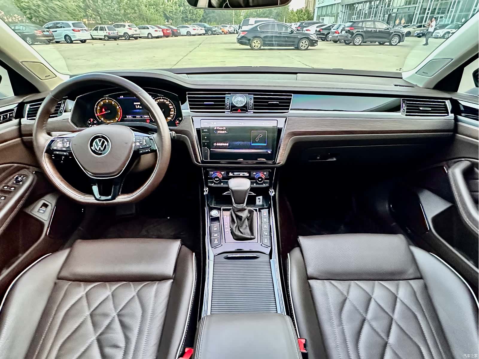 Volkswagen Phideon, 2023 все фото