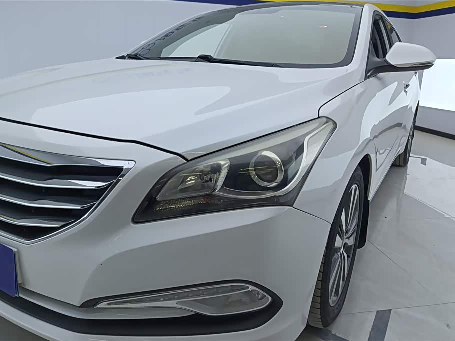 Hyundai Name picture