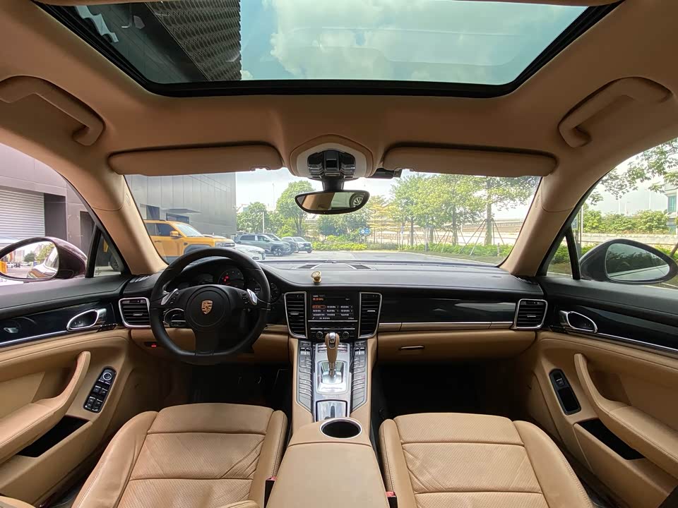 Porsche Panamera