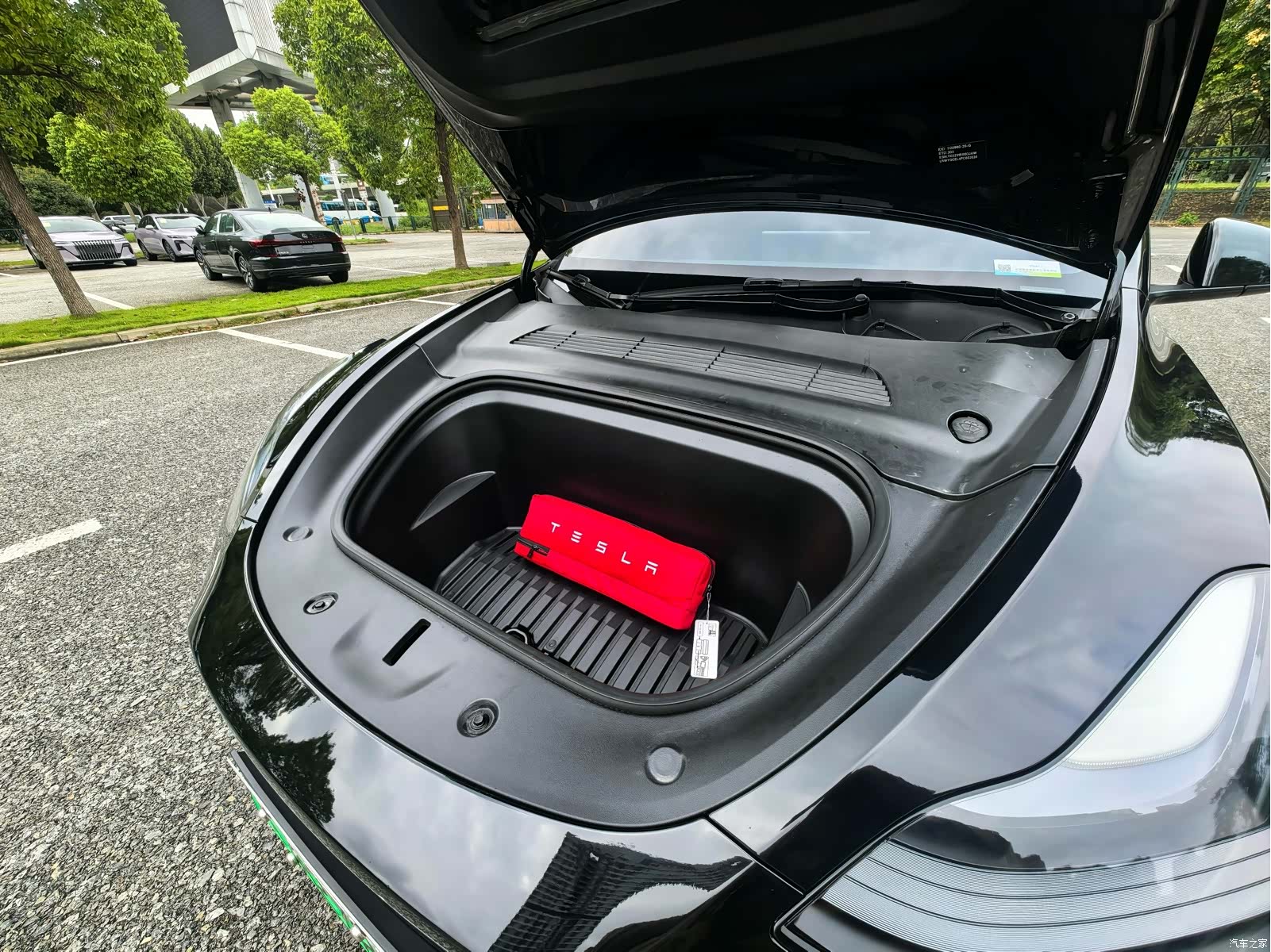 Tesla Model Y, 2022 10