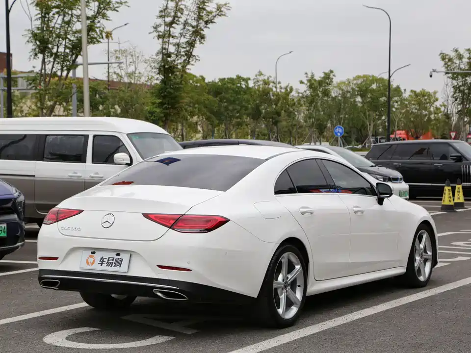 Mercedes-Benz CLS